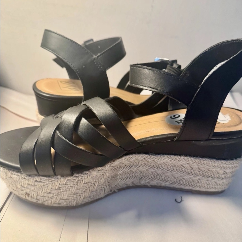 DV by Dolce Vita Black Espadrille Shoes with Platform Sole